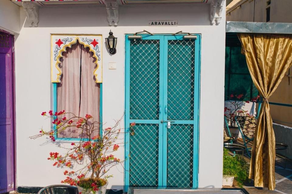 Gypsy Child Lake Hostel Udaipur Eksteriør bilde