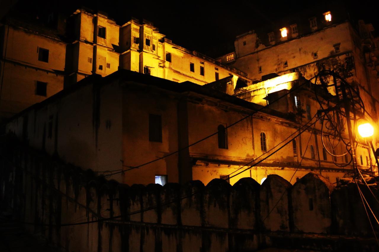Gypsy Child Lake Hostel Udaipur Eksteriør bilde