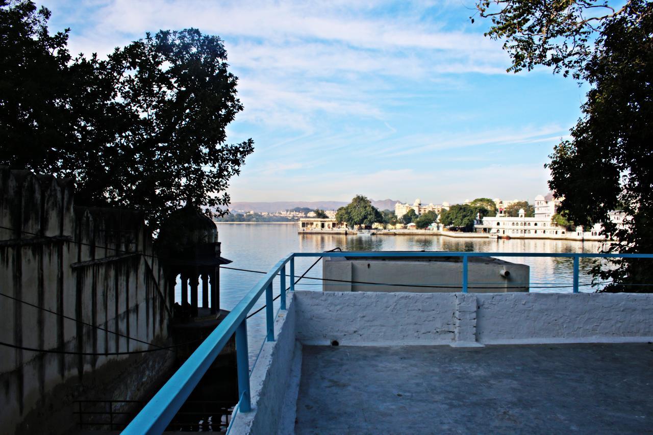 Gypsy Child Lake Hostel Udaipur Eksteriør bilde